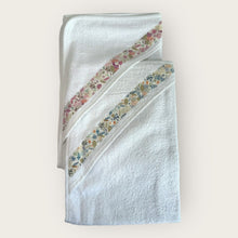 Load image into Gallery viewer, Hooded Baby Towel - Blue Aquarium - Nells Archdale